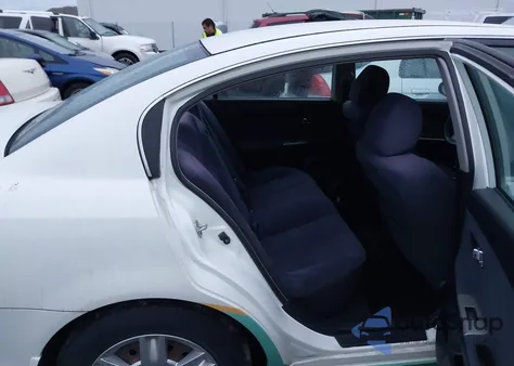 2005 Nissan Altima 2.5 S z USA, uszkodzony, nr VIN 1N4AL11D25C384443